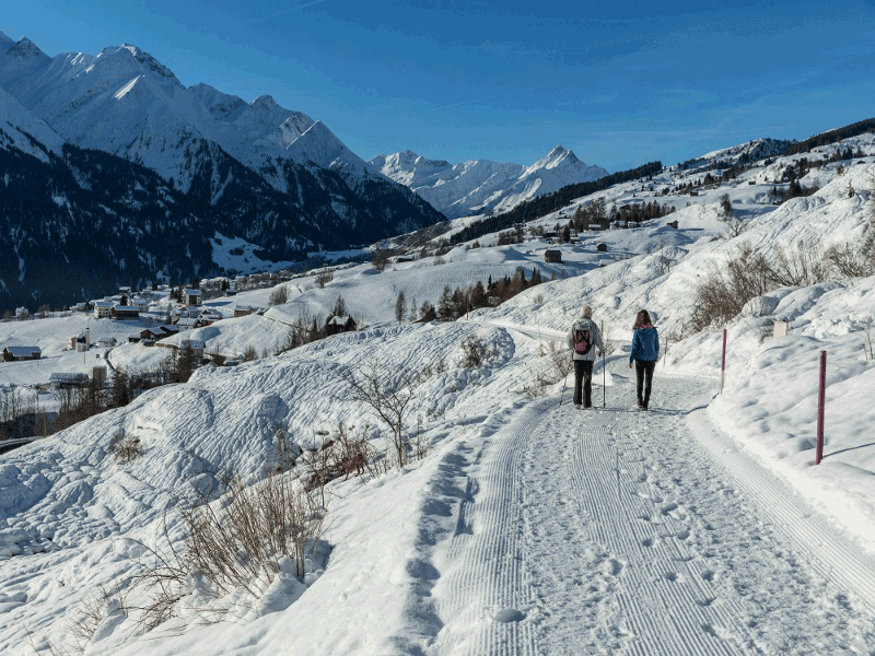 Winterwanderung Vella nach Davos Munts im Val Lumnezia